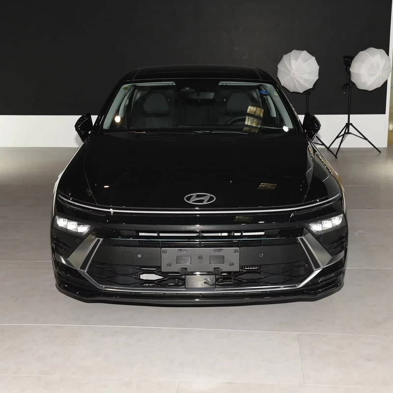 Hyundai Sonata 11 1.5T Glx 8At Sedan 5 places Compacte voiture à essence pure avec écran tactile