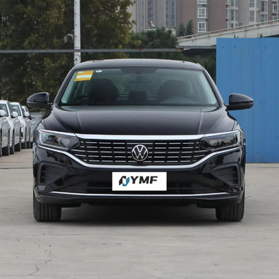 Lithium Iron Phosphate batterie alimentée par VW Sagitar berline avec AWD et intérieur en cuir