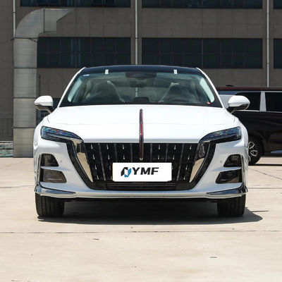 Vitesse de 230 km/h et taille compacte 2023 Hongqi H6 2.0T Benzine Sedan avec prix abordable