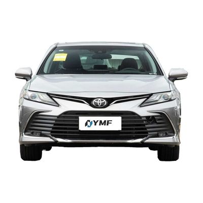 2023 Toyota Camry voiture hybride à essence à essence avec écran tactile et phares LED
