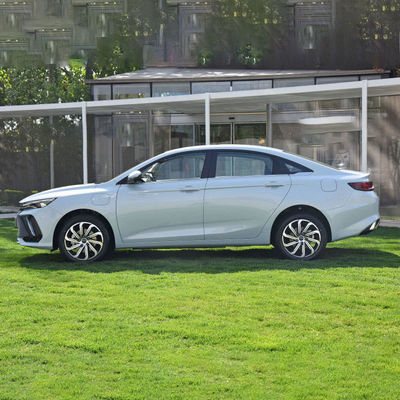 Véhicule électrique d'occasion 2022 GEELY DIHAO L Raytheon Hi P et avec 2700 mm de base de roue