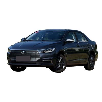 BYD Qing voitures électriques d'occasion avec chargeur rapide et pneus avant/arrière 205/55/R16